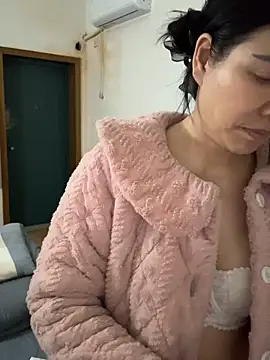 Snapshot of xiiuuff18 chatting on March 23, 2026, 1:26 pm xiiuuff18 online show from March 23, 2026, 1:26 pm