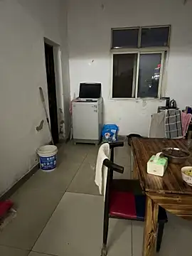 Snapshot of xiiuuff18 chatting on March 27, 2026, 11:32 am xiiuuff18 online show from March 27, 2026, 11:32 am