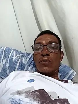 Snapshot of cannabis49 chatting on April 1, 2026, 6:47 am cannabis49 online show from April 1, 2026, 6:47 am