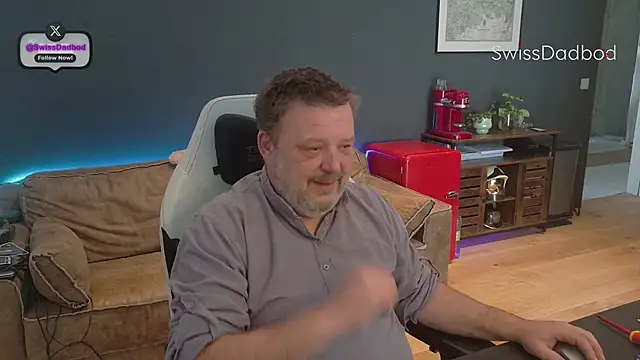 Snapshot of SwissDadbod chatting on March 9, 2026, 12:42 pm SwissDadbod online show from March 9, 2026, 12:42 pm