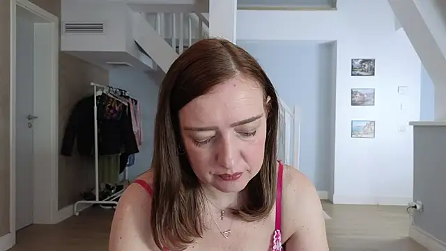 Blue Angel Sweet online show from April 9, 2026, 3:17 am