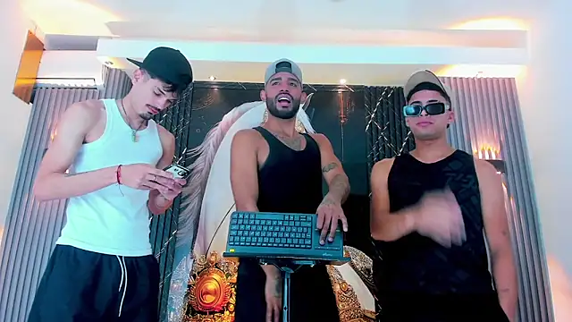 Extreme boys2 online show from October 17, 2025, 1:46 pm