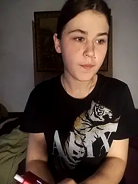 Snapshot of ToryTayler chatting on April 23, 2026, 9:06 pm ToryTayler online show from April 23, 2026, 9:06 pm