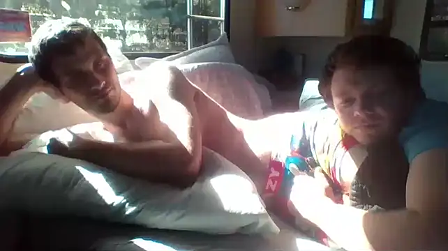 Snapshot of DeafGuyProud389 chatting on November 7, 2025, 7:36 pm DeafGuyProud389 online show from November 7, 2025, 7:36 pm