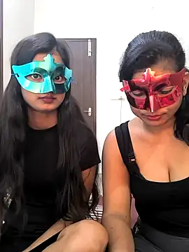 Snapshot of your_chandni04 chatting on December 18, 2025, 7:58 am your chandni04 online show from December 18, 2025, 7:58 am