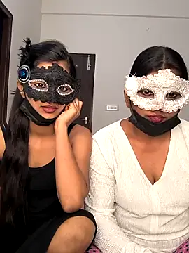 Snapshot of your_chandni04 chatting on February 9, 2026, 8:51 am your chandni04 online show from February 9, 2026, 8:51 am