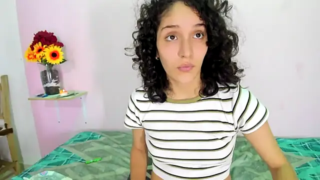 TeensNews18 online show from September 22, 2025, 12:45 am