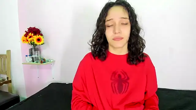 TeensNews18 online show from September 29, 2025, 11:20 pm