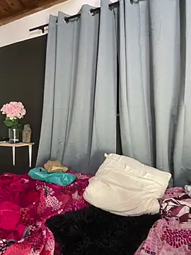 TeensNews18 online show from April 1, 2026, 11:13 pm