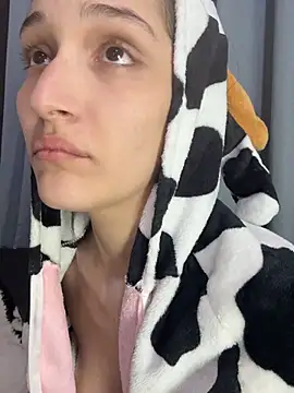 TeensNews18 online show from April 11, 2026, 7:45 am