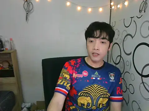 Snapshot of moaman190 chatting on October 24, 2025, 3:08 pm moaman190 online show from October 24, 2025, 3:08 pm