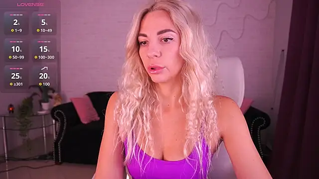 BellaRayyy online show from December 16, 2025, 2:00 pm