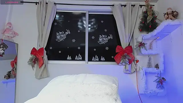 Selenafox 0 online show from November 29, 2025, 2:03 am