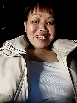  YooY  online show from January 12, 2026, 1:38 pm