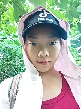 Ananine online show from October 17, 2025, 12:14 am