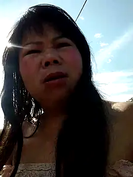 Snapshot of lusy-00 chatting on February 5, 2026, 2:16 am lusy-00 online show from February 5, 2026, 2:16 am