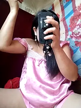 Snapshot of lusy-00 chatting on February 16, 2026, 6:31 am lusy-00 online show from February 16, 2026, 6:31 am