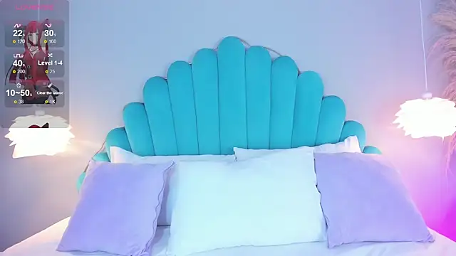 AlassiaHocthner online show from November 7, 2025, 11:54 am