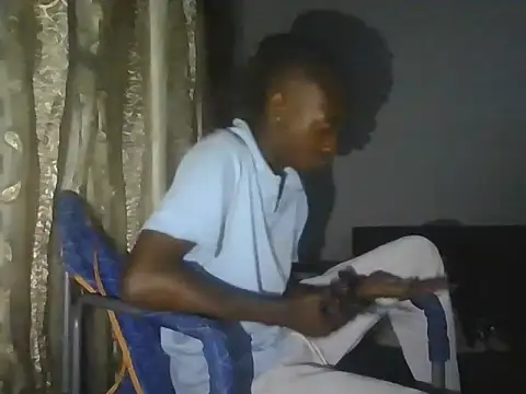 Nykho17 online show from October 25, 2025, 11:54 pm