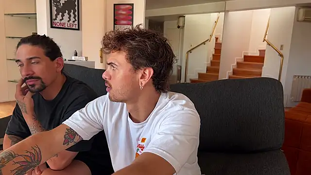 lenruy online show from November 16, 2025, 6:57 pm