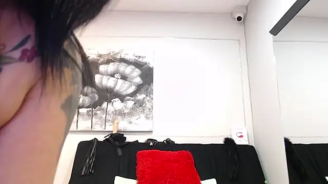 Snapshot of DonnaJoness chatting on January 12, 2026, 7:52 pm DonnaJoness online show from January 12, 2026, 7:52 pm