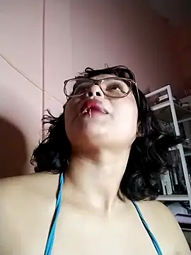 kiokusann online show from February 19, 2026, 4:08 am