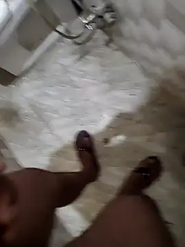 vers negi9 online show from October 14, 2025, 3:13 pm