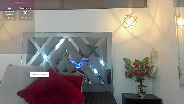 Candy Hott7 online show from November 15, 2025, 8:49 pm