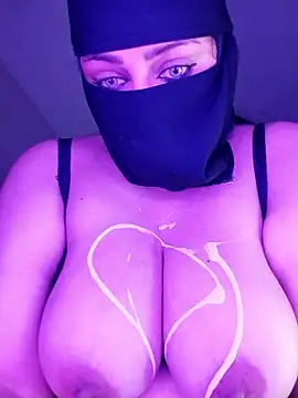 lilyan12 online show from January 5, 2026, 5:27 pm