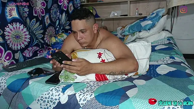 luisafe2025 online show from October 9, 2025, 4:05 pm