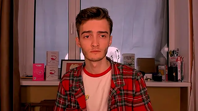 spider    man online show from September 24, 2025, 12:08 pm