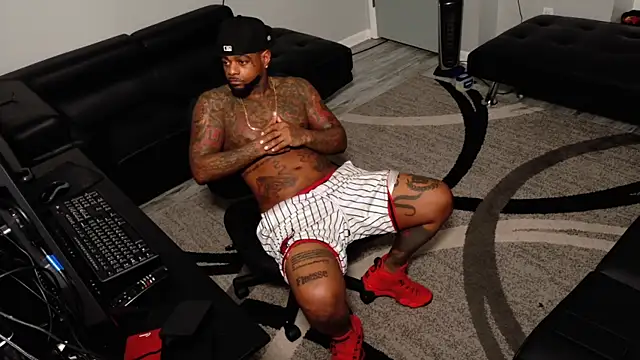 SLANGONDEMHOES online show from February 23, 2026, 4:10 am