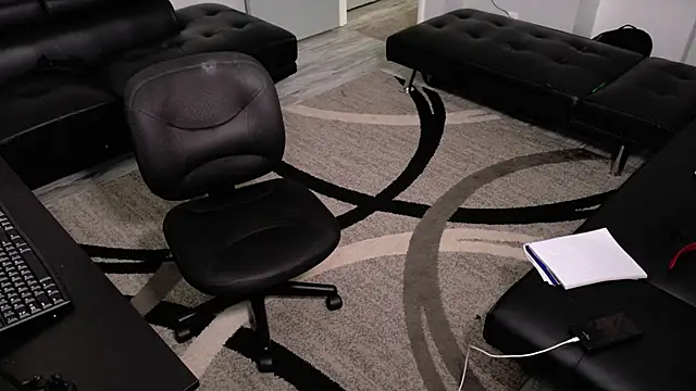 SLANGONDEMHOES online show from April 20, 2026, 5:26 pm