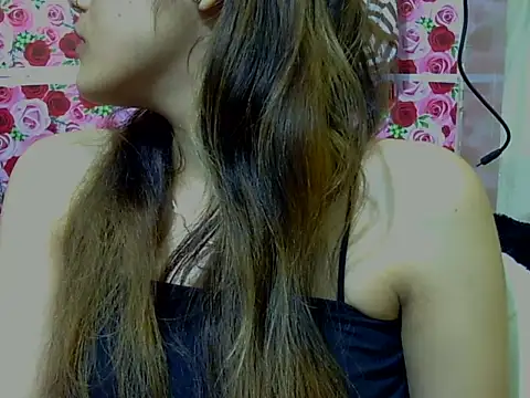 Snapshot of Amira90 chatting on September 11, 2025, 6:46 am Amira90 online show from September 11, 2025, 6:46 am