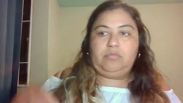 curvy diva  online show from February 23, 2026, 1:47 am