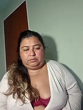 curvy diva  online show from March 31, 2026, 9:59 pm