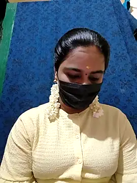 mini-queen online show from October 11, 2025, 7:29 am