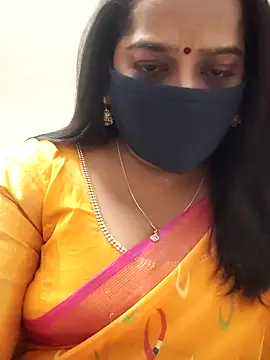 saritha29 online show from November 13, 2025, 5:01 pm