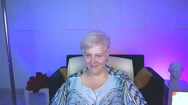 MaryMogan online show from September 11, 2025, 8:36 am