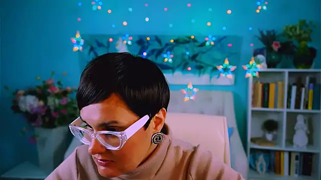 LauraDavidsons online show from September 29, 2025, 6:24 pm