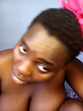 Snapshot of TheSpiceyQueen chatting on September 30, 2025, 6:07 am TheSpiceyQueen online show from September 30, 2025, 6:07 am