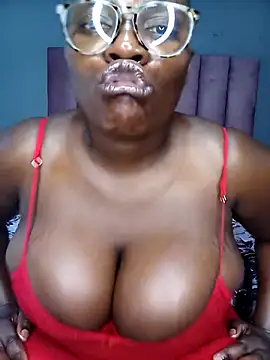 Snapshot of TheSpiceyQueen chatting on November 22, 2025, 6:45 am TheSpiceyQueen online show from November 22, 2025, 6:45 am