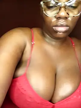 Snapshot of TheSpiceyQueen chatting on December 21, 2025, 6:31 am TheSpiceyQueen online show from December 21, 2025, 6:31 am