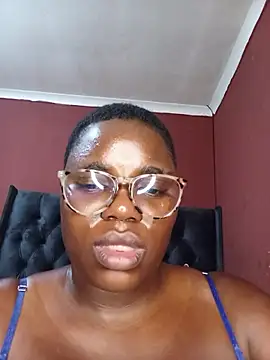 Snapshot of TheSpiceyQueen chatting on March 15, 2026, 4:02 pm TheSpiceyQueen online show from March 15, 2026, 4:02 pm