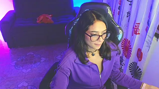 Snapshot of Gia_flame_ chatting on September 19, 2025, 3:19 am Gia flame  online show from September 19, 2025, 3:19 am