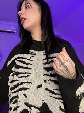 YourLittleDevil online show from March 9, 2026, 5:11 am