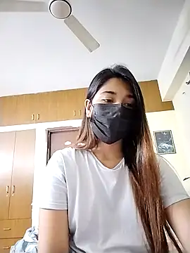 midnightmuse-03 online show from March 17, 2026, 3:04 pm