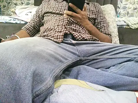 sexypunjabi26 online show from March 25, 2026, 7:47 am