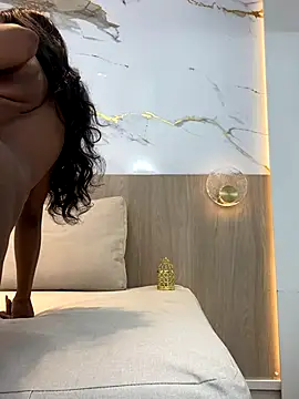 emily browne online show from October 29, 2025, 7:26 pm