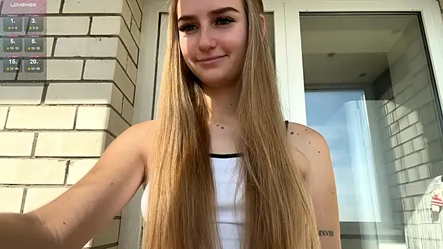 SweetJinny88 online show from October 8, 2025, 7:50 am